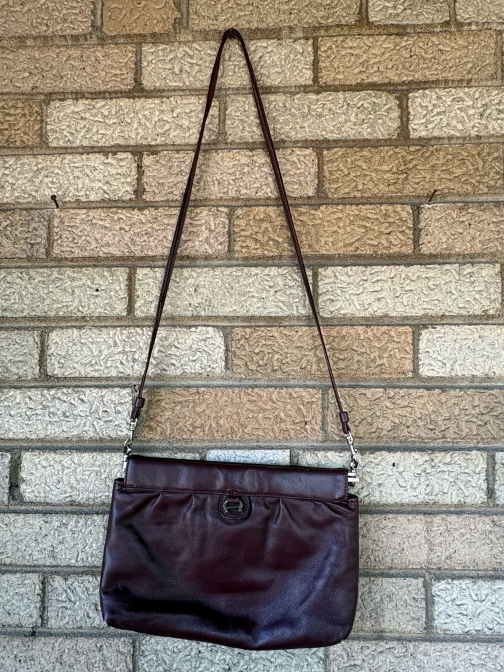 Vintage Etienne Aigner Burgundy Leather Crossbody/Clutch Bag - Picture 2 of 10